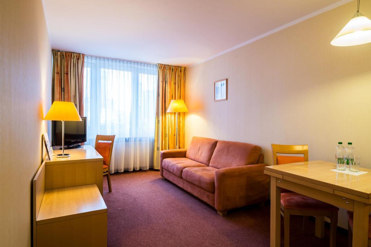 Apartamenty Zgoda Warszawa By Desilva Exterior photo